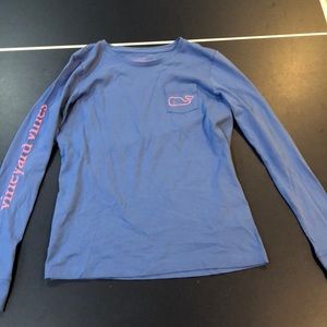 Vineyard vines women’s long sleeve shirt. NWT